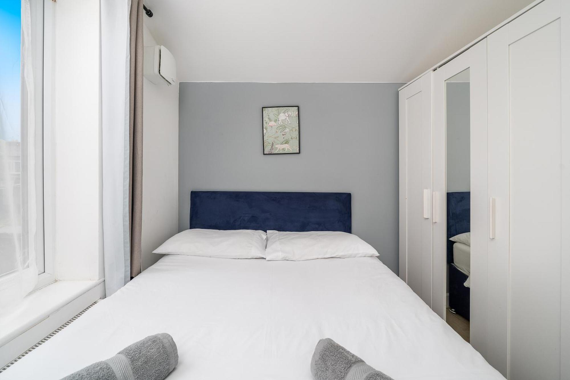 Apartment Modern 2 Bed East By Rebby Sleeps 5 Near Canning Town Station
